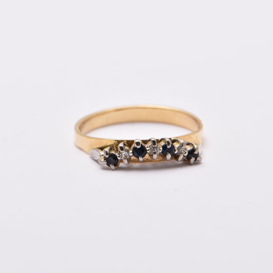 Diamond Sapphire 18ct Yellow Gold Ring